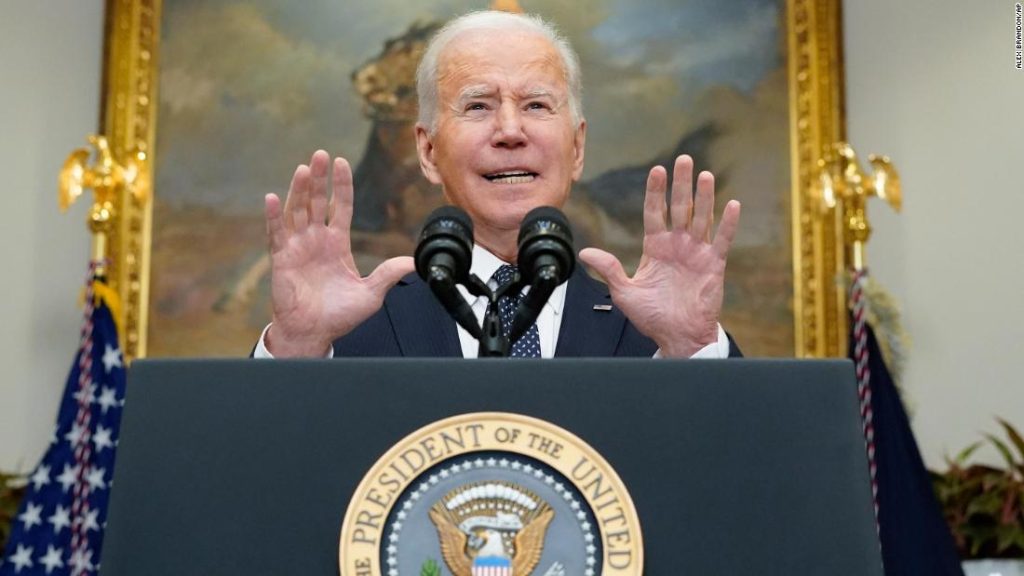 Biden says he is now convinced that Putin decided to invade Ukraine, but leaves the door open for diplomacy