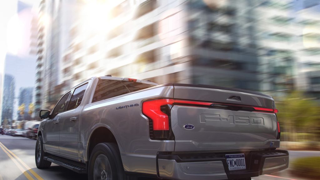Ford F-150 Lightning range outperforms Rivian electric pickups and lags behind GMC