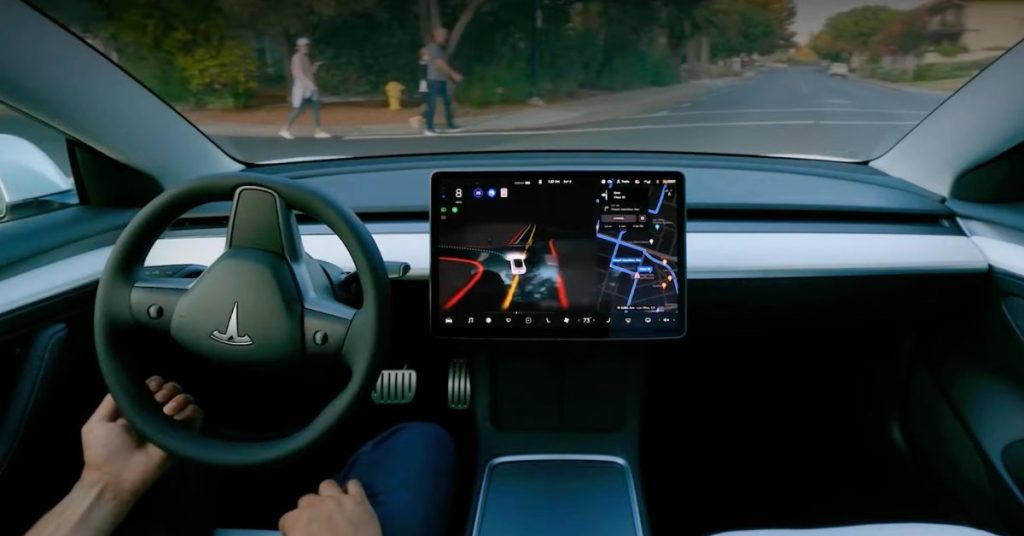 Tesla begins releasing a major beta update for fully autonomous driving