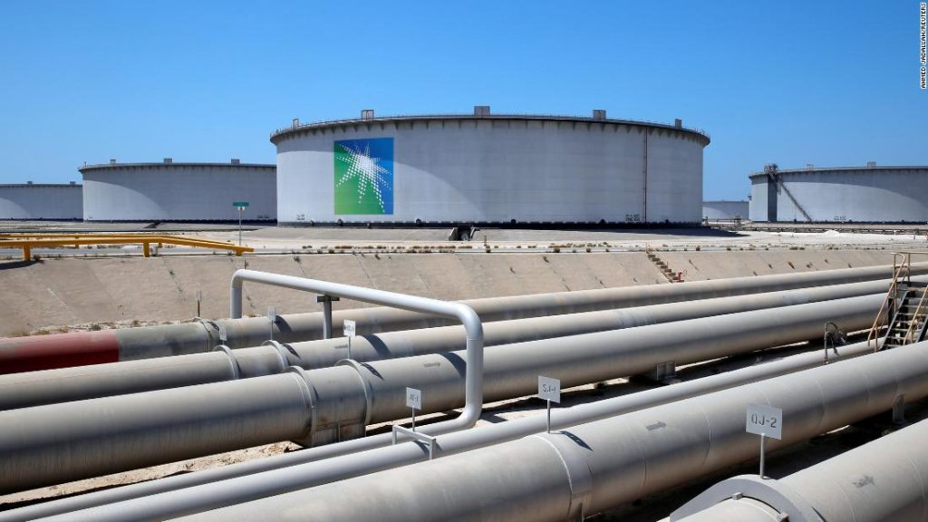 Saudi Aramco overtakes Apple to become once again the most valuable company in the world