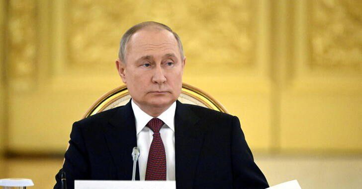 Putin promises to strengthen Russia's IT security against cyber attacks