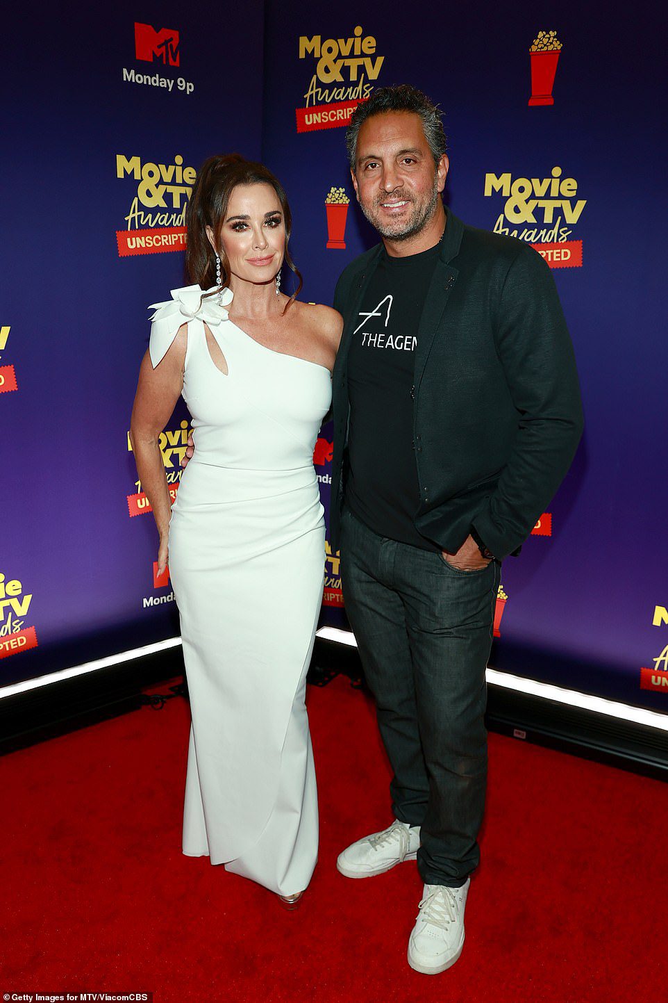 Aww: Richards is photographed with her husband at the MTV Movie & TV Awards: UNSCRIPTED in 2021
