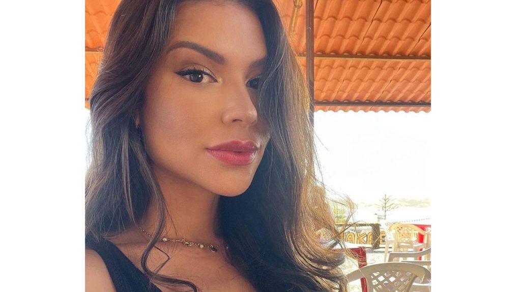 Miss Brazil 2018 Gleycy Correia dies at the age of 27 after complications from surgery