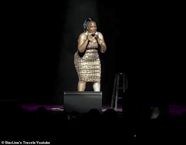 The feud between the two began when Mo'Nique Hegley tore on stage during The Comedy Explosion, an event that they both did, at Detroit's Fox Theater on May 28.
