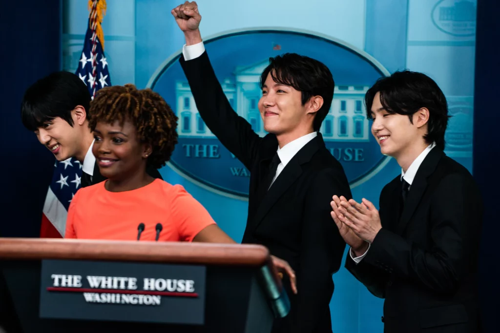 'Dynamite' guest at the White House: BTS meets with Biden on discrimination against Asia