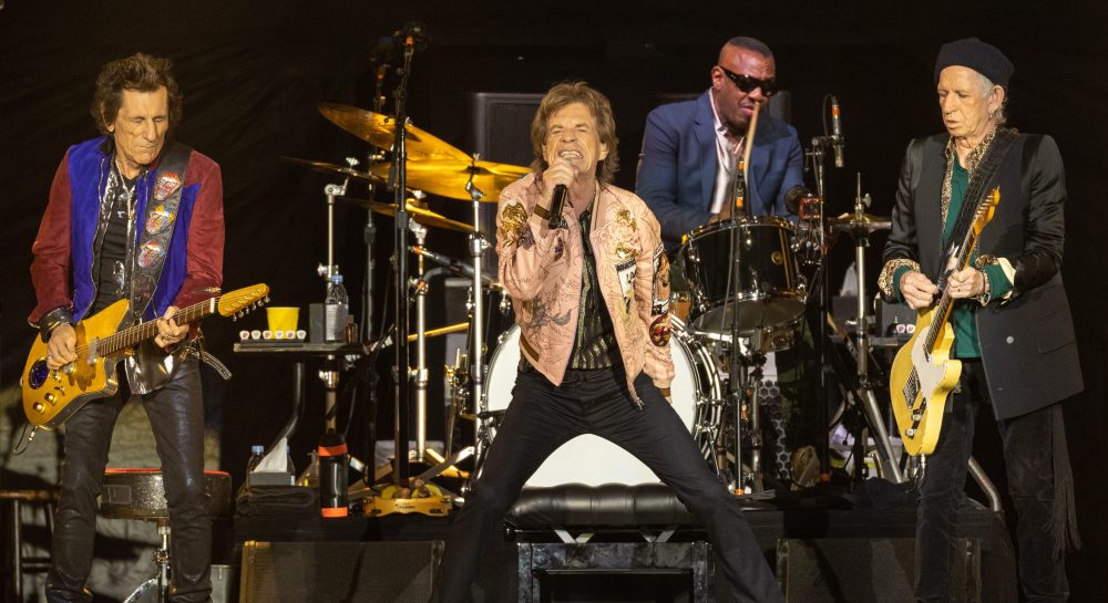 The Rolling Stones do 'out of time' live for the first time to open the Euro Tour