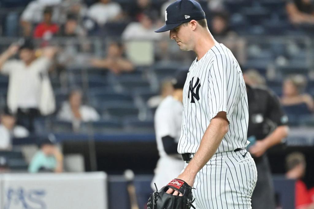 The Yankees stunned the Reds after the rare collapse of Clay Holmes