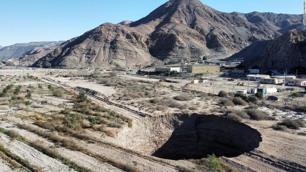 Chile seeks to punish those responsible for the sinkhole near the copper mine