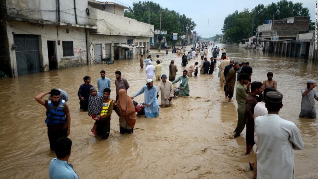 Pakistan floods: Hundreds of children killed out of 1,000