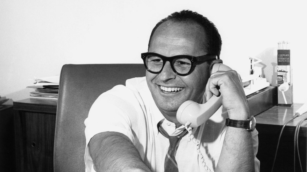 Mo Austin, Legendary Warner Bros. Records Head, Died at 95 - Billboard