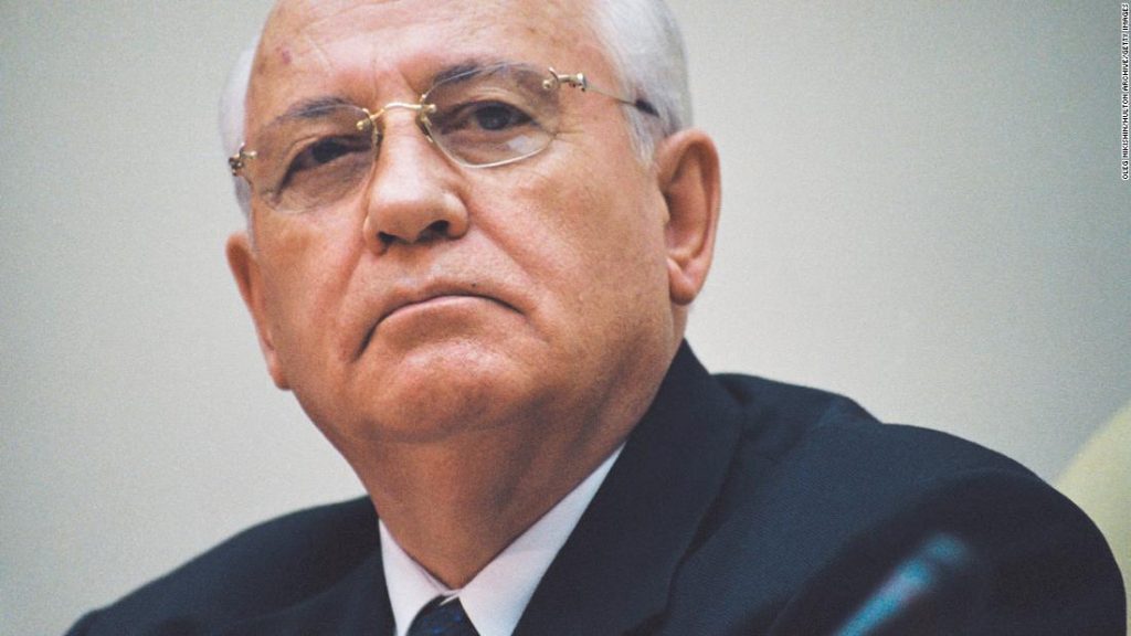 Gorbachev: Vladimir Putin rejects ex-Soviet leader's funeral