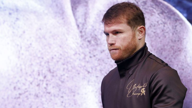Mexican boxer Canelo Alvarez sends a warning to Lionel Messi