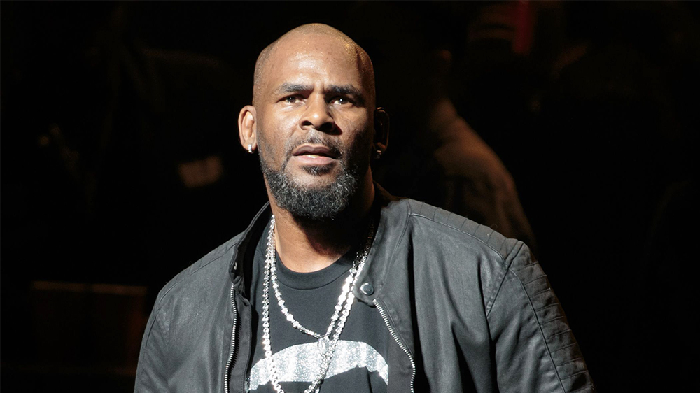 R. Kelly's new album, "I Admit," is a bootleg, a Sony representative confirms